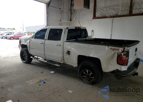 2015 Chevrolet Silverado K2500 Heavy Duty Lt z USA, uszkodzony, nr VIN 1GC1KVEG5FF636047